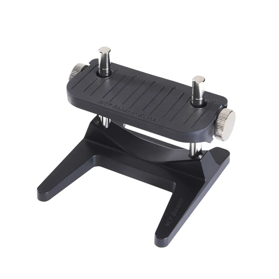 furutech-ncf-booster-signal-steckerhalter image 1